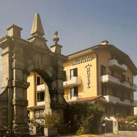 Hotel Mistrello Di Savoia บอร์โก วาล ดิ ตาโร ภายนอก รูปภาพ